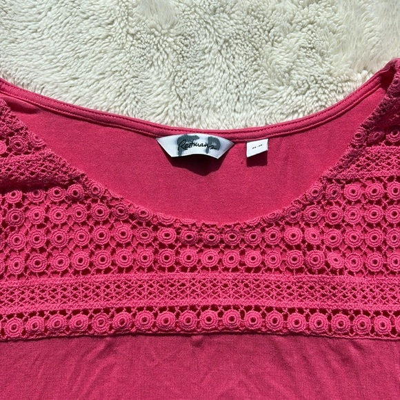 Reitmans Raspberry Boho Blouse Size Medium | Tie-Cuff Sleeves | Great Condition - Picture 2 of 4